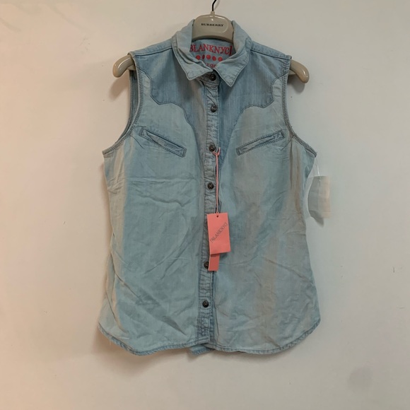 🌟HOST PICK🌟Blank Denim Jr Sleeveless Shirt - Picture 5 of 13